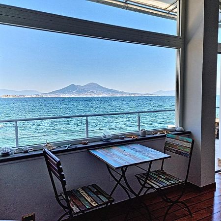 La Casa Sull' Acqua Apartment Napoli Exterior foto