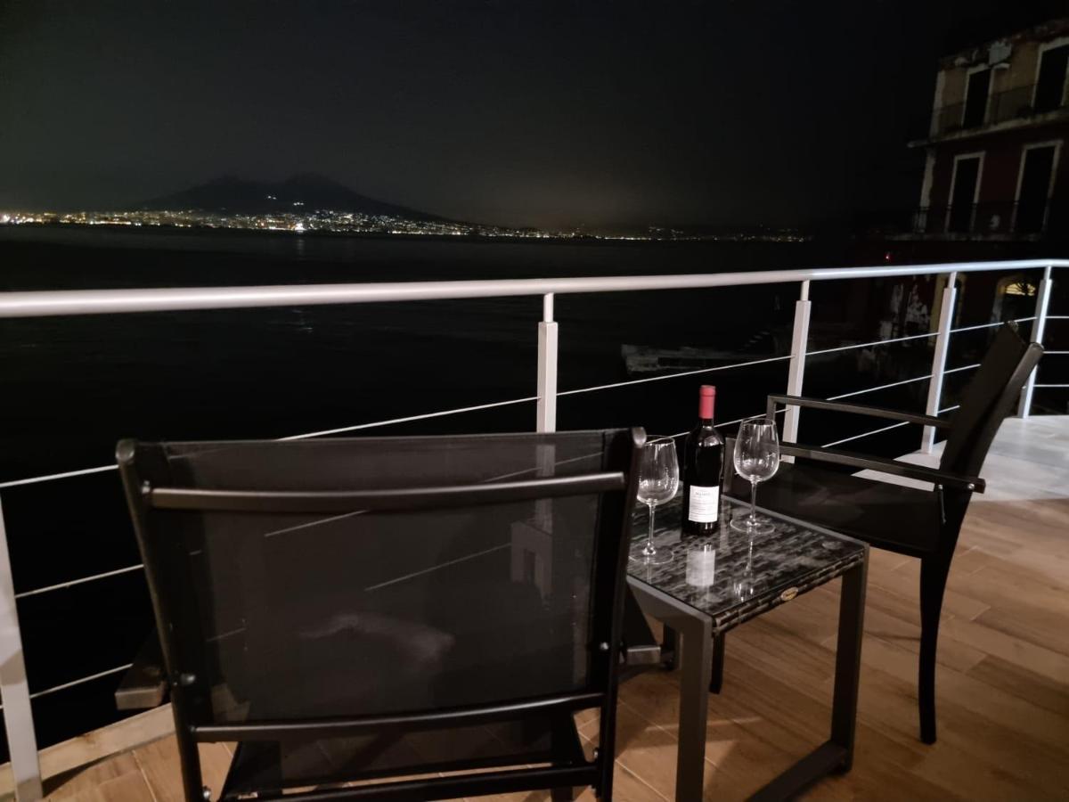 La Casa Sull' Acqua Apartment Napoli Exterior foto