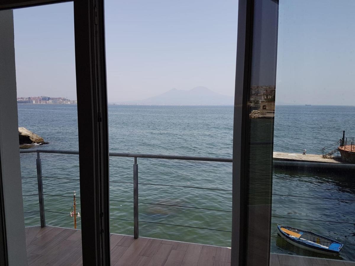 La Casa Sull' Acqua Apartment Napoli Exterior foto